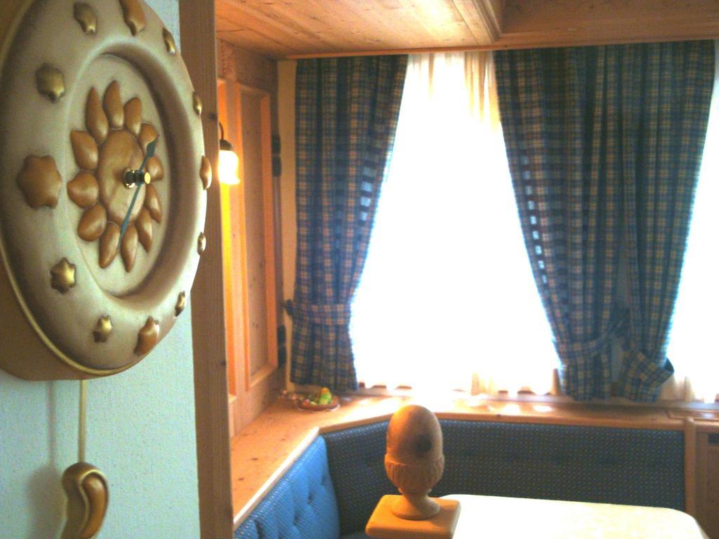 Breguzzo Agritur Cornasest Bed & Breakfast エクステリア 写真