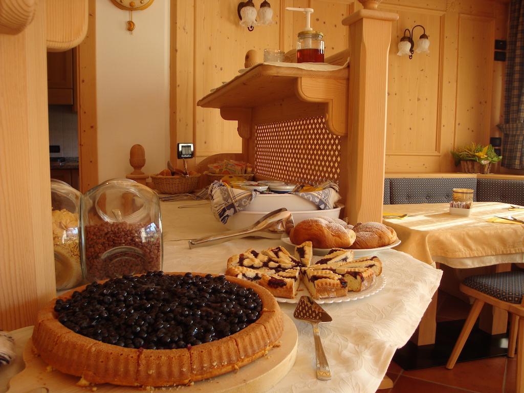Breguzzo Agritur Cornasest Bed & Breakfast エクステリア 写真