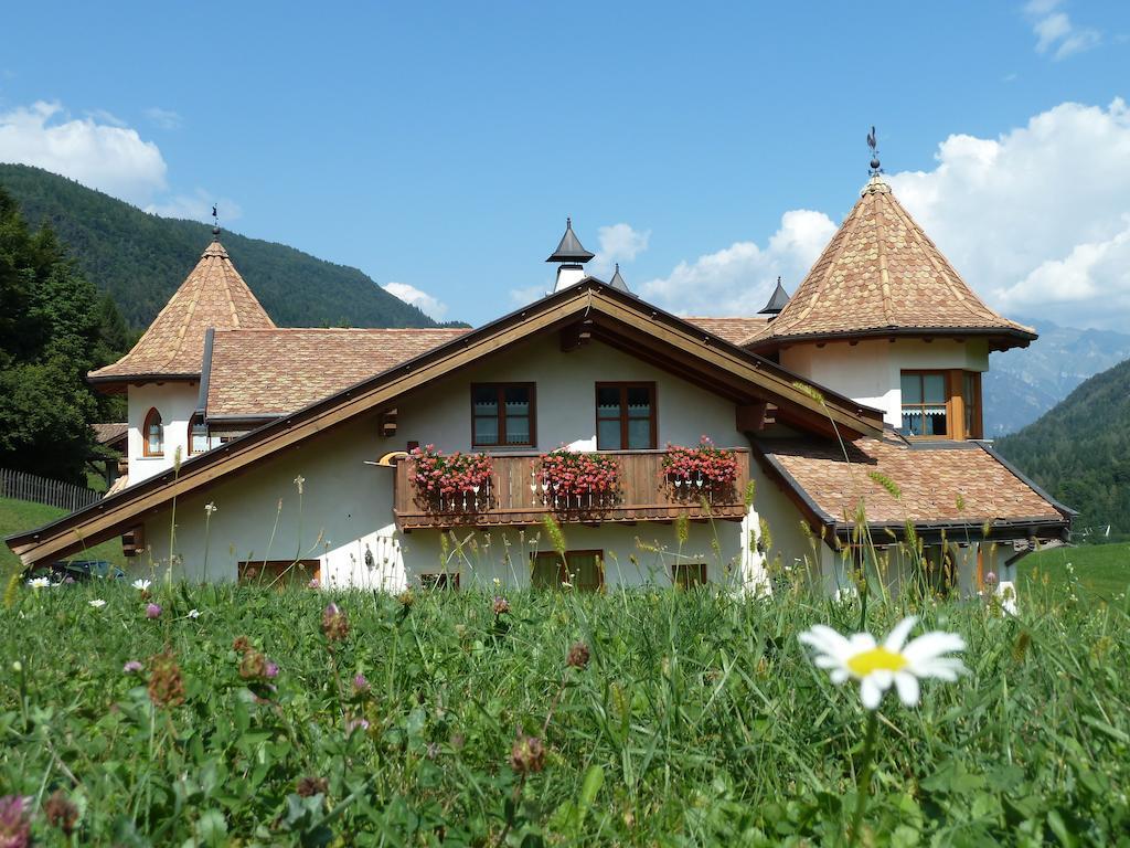 Breguzzo Agritur Cornasest Bed & Breakfast エクステリア 写真