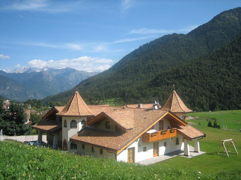 Breguzzo Agritur Cornasest Bed & Breakfast エクステリア 写真
