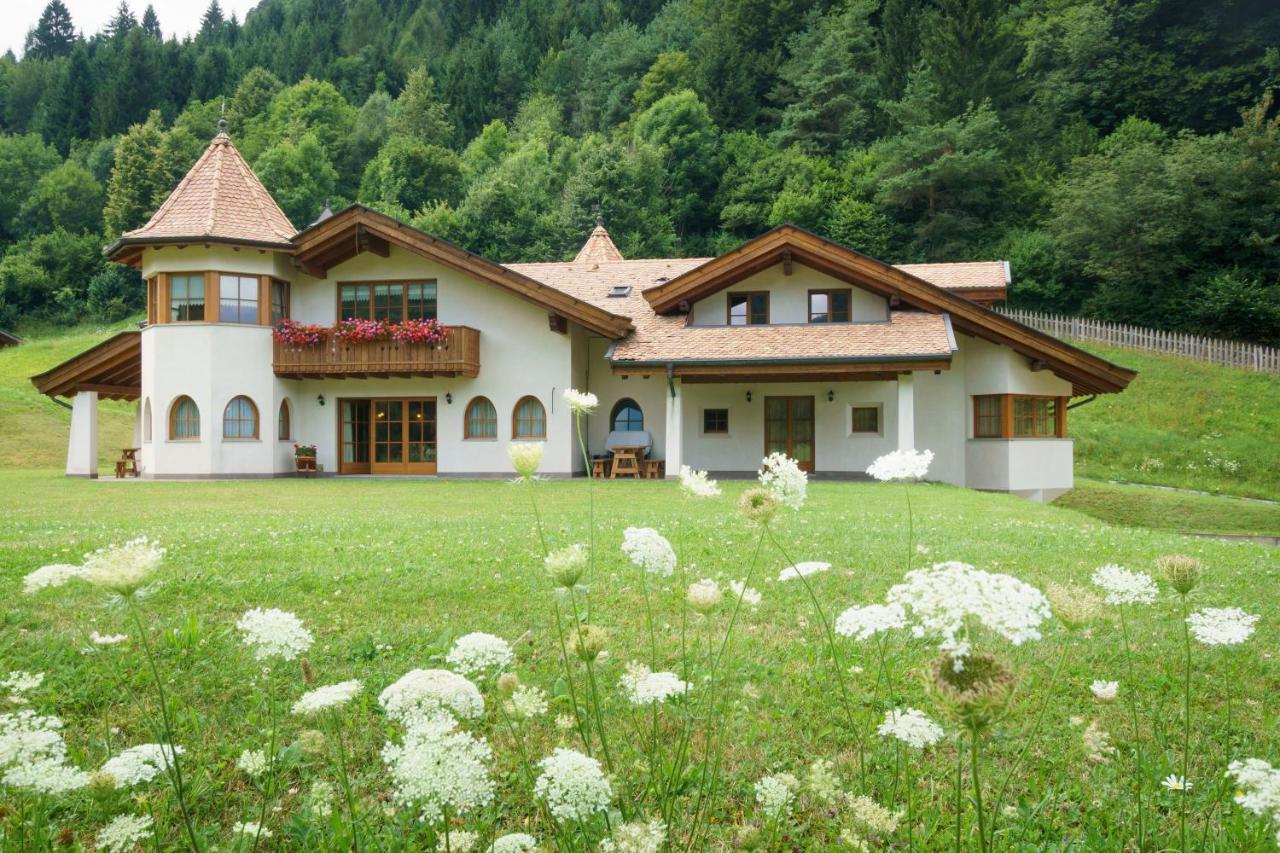Breguzzo Agritur Cornasest Bed & Breakfast エクステリア 写真